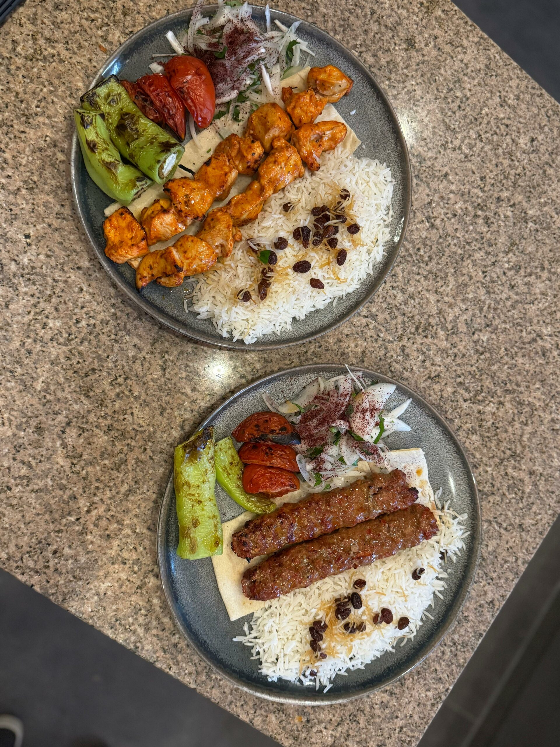 Türkisches Essen – Pide Variation